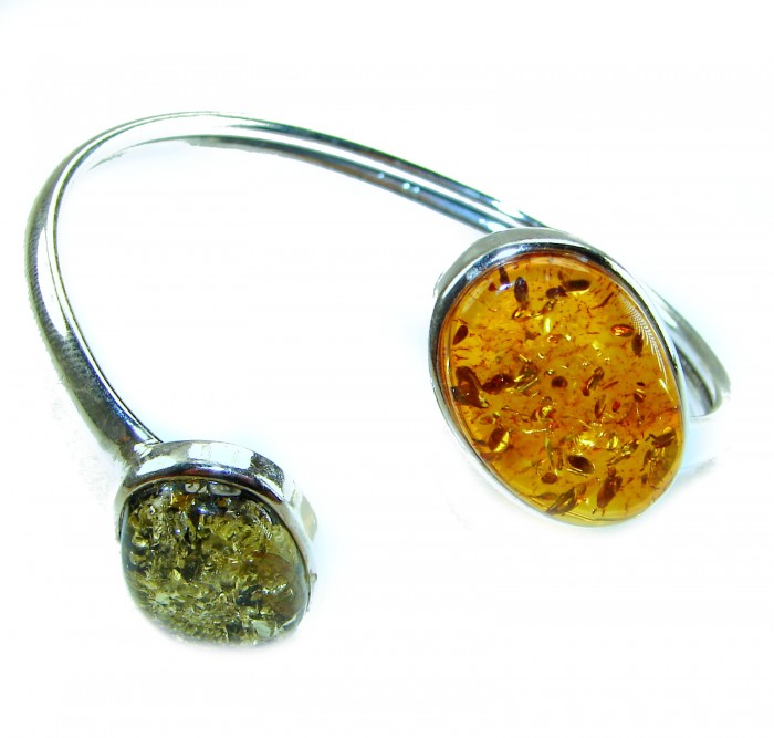 Vintage Design Genuine 20.5 carat Baltic Amber .925 Sterling Silver handmade Bracelet - Vintage Baltic amber bracelet, side view, showing stones and band.