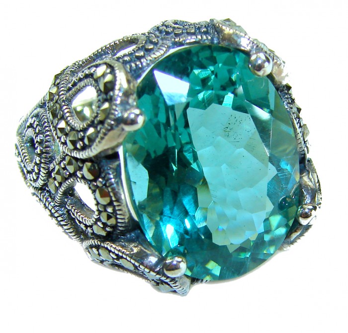 Massive Deep Blue 37.8 carat Aquamarine .925 Sterling Silver handcrafted Large ring size 7 - Close-up of massive deep blue aquamarine ring in sterling silver