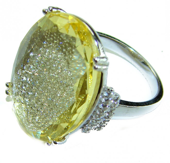 Emma 18.5 carat authentic Citrine .925 Sterling Silver Handcrafted Ring size 6 - Close-up of Emma 18.5 ct Citrine ring in .925 Sterling Silver.