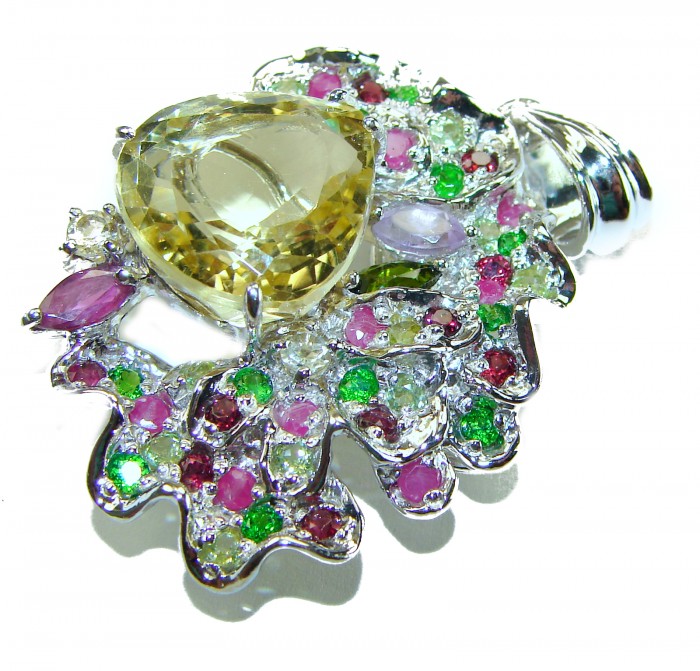 Vintage Design 12.4 CARAT authentic Amethyst 14K Gold over .925 Sterling Silver handcrafted Pendant - Close-up of ornate vintage amethyst and gemstone brooch.