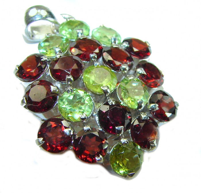 Precious Flower Genuine 17.2 carat Peridot Garnet .925 Sterling Silver handmade Pendant - photo 3