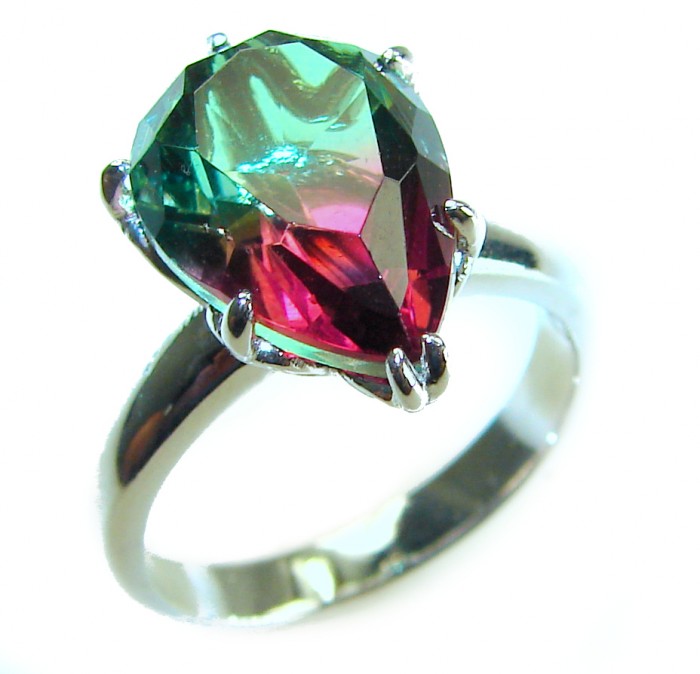 8.8 carat Brazilian Tourmaline .925 Sterling Silver Perfectly handcrafted Ring s. 7 1/4 - Close-up of 8.8 carat Tourmaline ring in sterling silver setting.