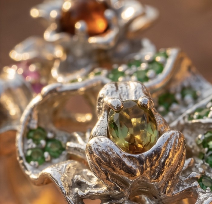 Flowers 10.2 carat natural Watermelon Tourmaline .925 Sterling Silver dipped in rhodium Perfectly handcrafted Ring s. 8 1/4 - Close-up of silver jewelry with gemstone details and intricate design.