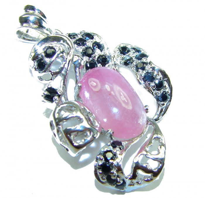 Precious Genuine 10.5 carat Kasmir Ruby Sapphire .925 Sterling Silver handmade Pendant - Close-up of precious ruby and sapphire pendant with silver detailing