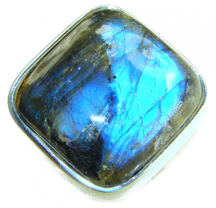 Shimmering Natural Labradorite .925 Sterling Silver handcrafted Large ring size 8 adjustable - Labradorite stone close-up in .925 sterling silver setting