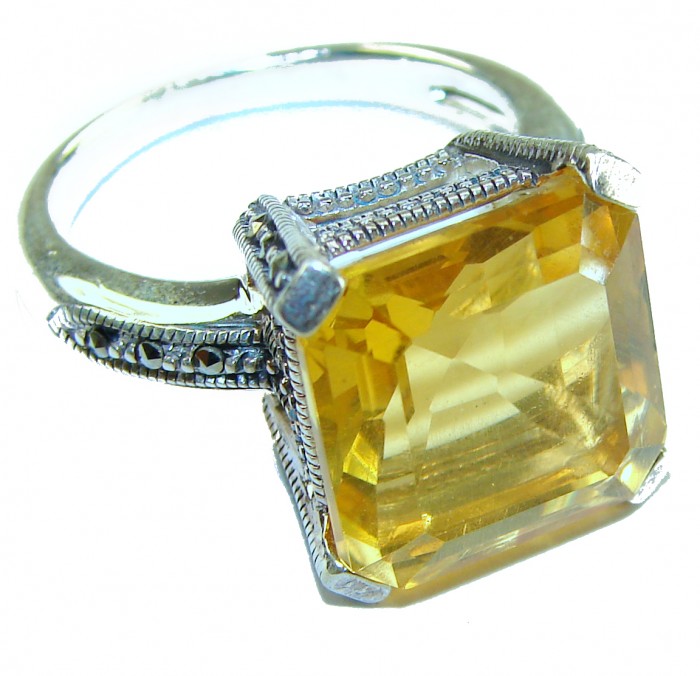 Splendid 9.5 carat Citrine .925 Sterling Silver Handcrafted Statement ring size 8 1/4 - Close-up of a Splendid 9.5ct Citrine .925 Sterling Silver handcrafted ring