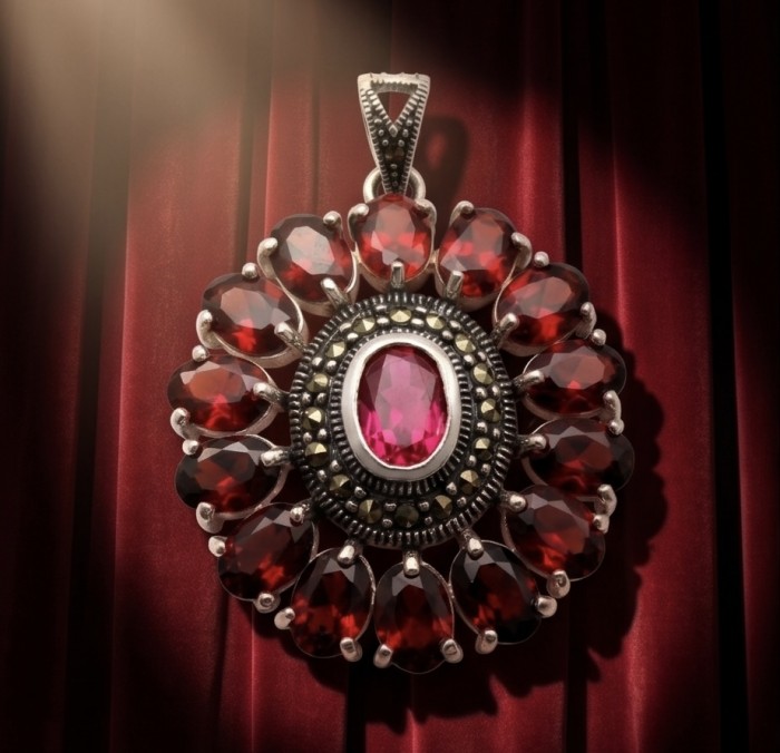 Giovanna 22.2 carat authentic Mozambique Ruby Marcasite .925 Sterling Silver handmade Pendant - Close-up of Giovanna 22.2 ct Mozambique Ruby Marcasite pendant