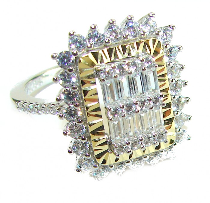Art Deco 11.2 carat White Topaz .925 Silver handcrafted Cocktail Ring s. 8 - Close-up of Art Deco white topaz and silver ring from the side.