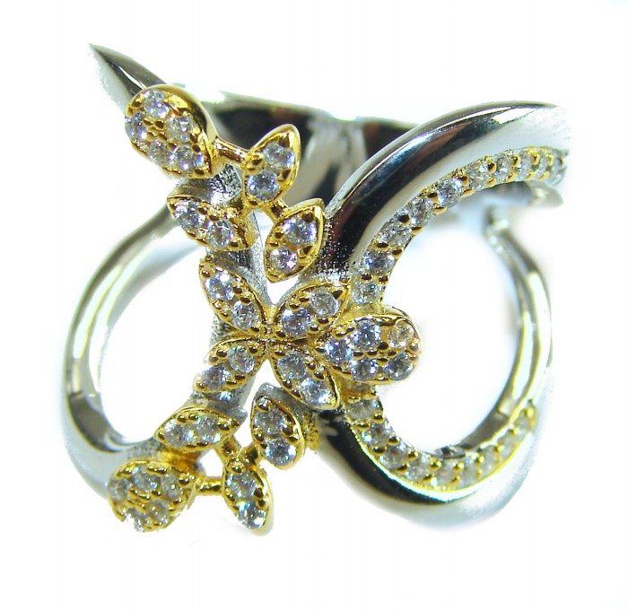 Precious 2.2 carat White Topaz .925 Silver dippedin 14K Gold handcrafted Cocktail Ring s. 8 - Close-up of white topaz and gold floral design ring