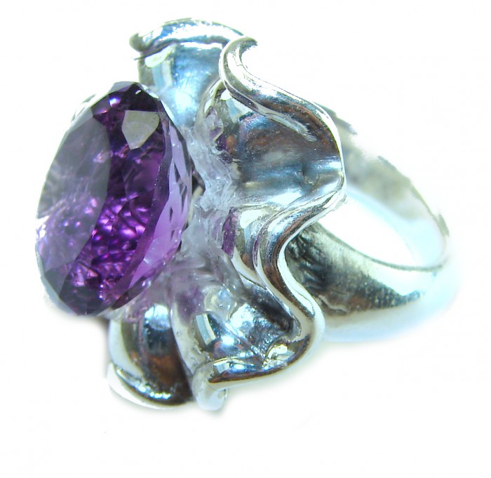 Purple Flower 9.2 carat Amethyst .925 Sterling Silver Handcrafted Large Ring size 7 - Close-up of Purple Flower Amethyst in Sterling Silver setting