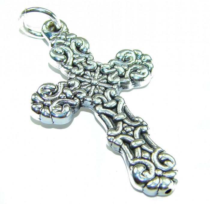 Holy Cross the best quality .925 Sterling Silver Bali made Pendant - Close-up of ornate .925 Sterling Silver Bali-made Holy Cross pendant