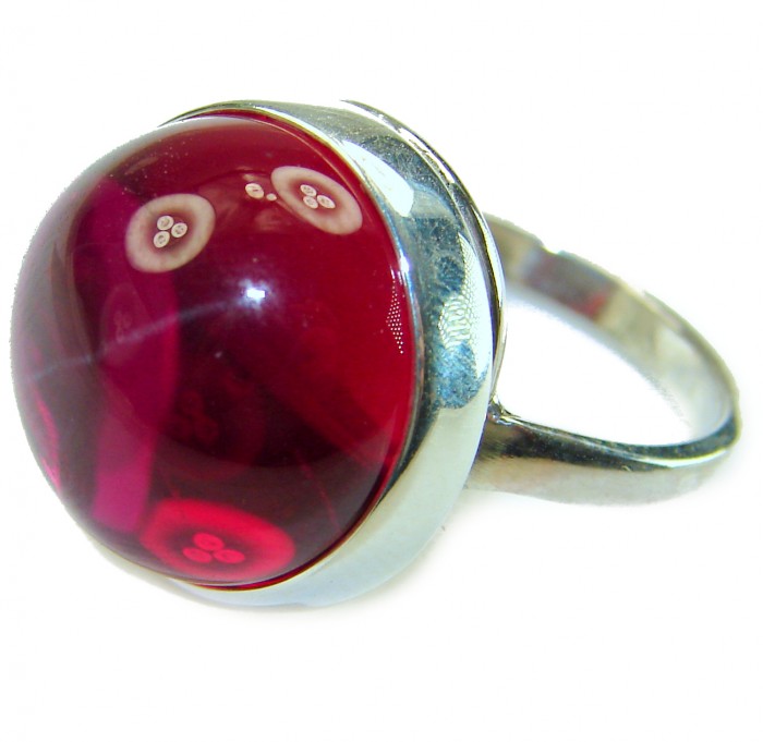 Bella Rosa Genuine 10.5 CARAT Star Ruby .925 Sterling Silver Large Statement Ring size 7 1/2 - Close-up of Bella Rosa 10.5 carat star ruby on sterling silver ring.