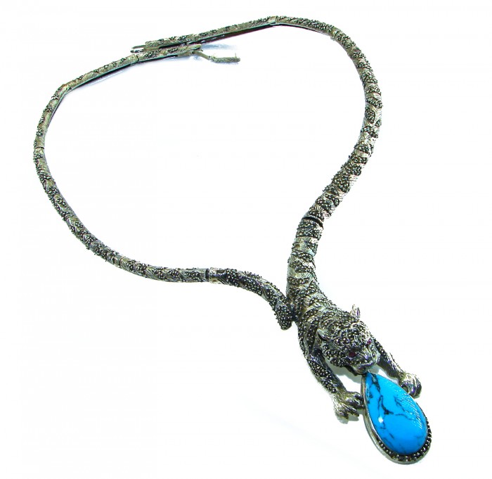 La panthere Turquoise Marcasite .925 Sterling Silver handcrafted SPECTACULAR necklace - La panthere necklace with turquoise, top view.