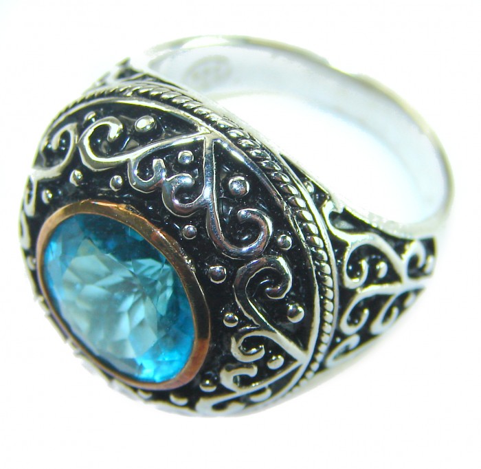 Divine Ocean 4.5 carat Swiss Blue Topaz 2 tones .925 Sterling Silver Handcrafted Ring size 7 - Close-up of Divine Ocean ring with Swiss Blue Topaz and ornate detailing.