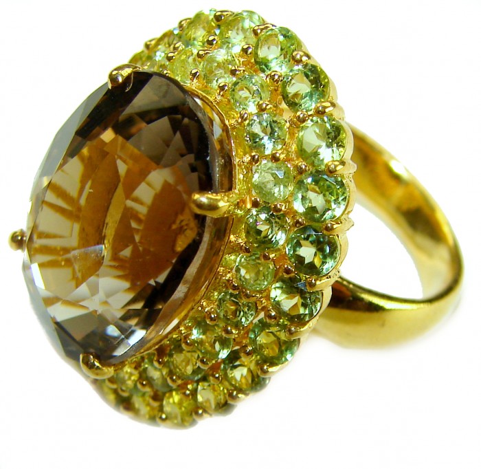 Serenity 18.5 carat Champagne Smoky Topaz 18K Gold over .925 Sterling Silver HUGE Ring size 7 - Side view of Serenity 18.5 carat Champagne Smoky Topaz ring in 18K gold