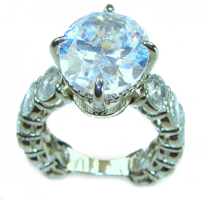 14.8 carat White Topaz .925 Sterling Silver brilliantly handcrafted stack ring s. 7 1/4 - Close-up of 14.8 carat white topaz ring in sterling silver.
