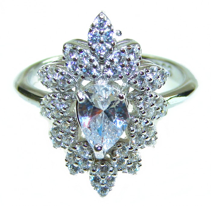 Allure Natural 7.2 carat White Topaz .925 Sterling Silver handcrafted Ring s. 6 - White Topaz sterling silver ring close-up showing intricate design.