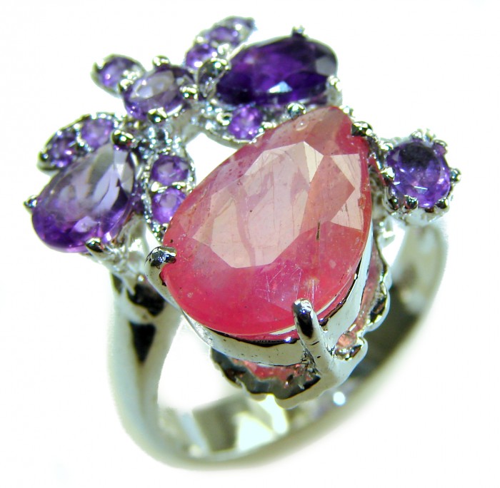 Bella Mia Genuine 10.5 CARAT Mozambique Ruby .925 Sterling Silver Large Statement Ring size 9 - Close-up of Bella Mia Mozambique ruby and amethyst ring in sterling silver.
