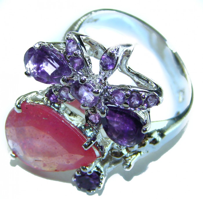 Bella Mia Genuine 10.5 CARAT Mozambique Ruby .925 Sterling Silver Large Statement Ring size 9 - Close-up of Bella Mia ruby and amethyst sterling silver ring