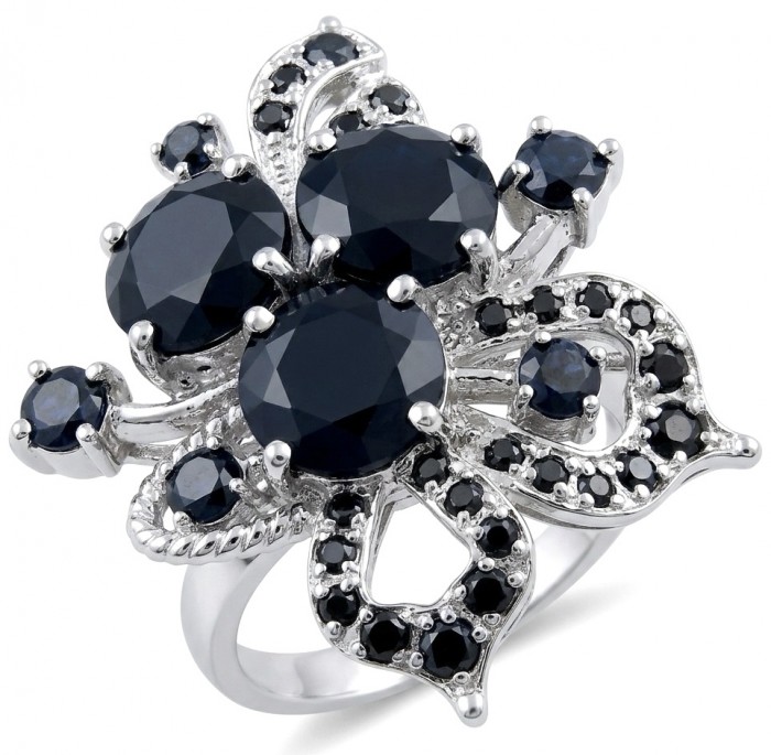 Vintage Style 12.7 carat Sapphire Rhodium over .925 Sterling Silver handcrafted ring size 8 - Close-up of vintage-style sapphire ring with rhodium and sterling silver