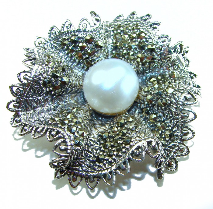 Genuine white Pearl Marcasite .925 Sterling Silver handcrafted Brooch - Brooch with white pearl and marcasite detail, top view.