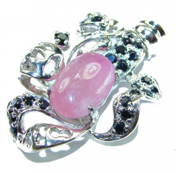 Precious Genuine 10.5 carat Kasmir Ruby Sapphire .925 Sterling Silver handmade Pendant - Pink ruby sapphire pendant with intricate silver detailing, close-up view.