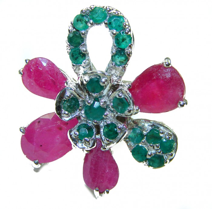 Fancy Flower - Natural 23.5 carat Ruby from Madagascar .925 Sterling Silver handmade Large Statement Ring size 7 - Close-up of Fancy Flower ring with ruby and emerald gemstones.