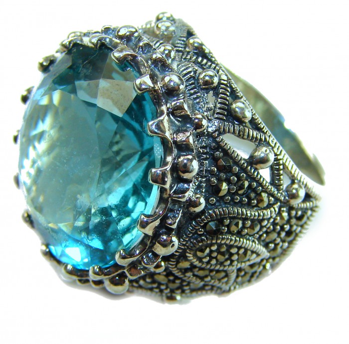 Massive Deep Blue 28.9 carat natural Aquamarine .925 Sterling Silver handcrafted Large ring size 8 - Close-up of massive aquamarine ring with intricate silver setting