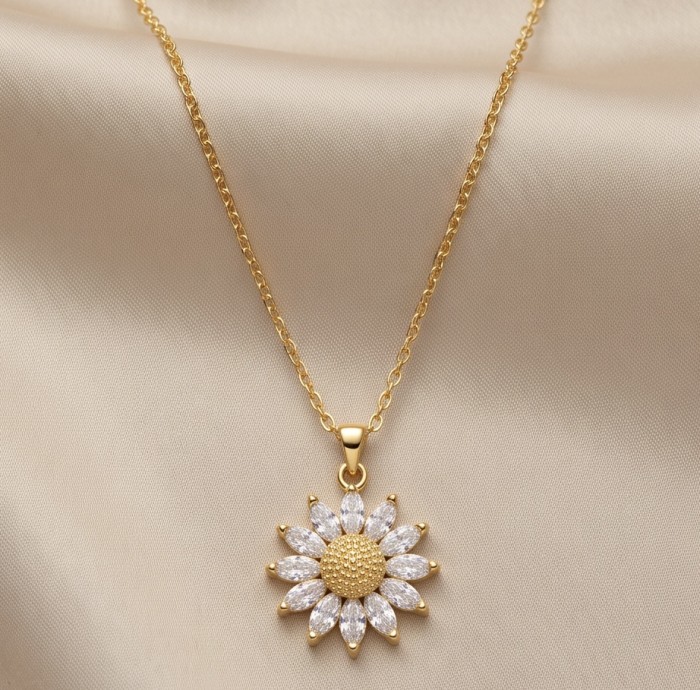Romantica Natural 4.2 carat White Topaz Golden handmade necklace - photo 4