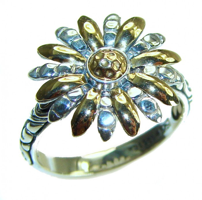 Fancy Flower 2 tones .925 Sterling Silver Perfectly handcrafted Ring s. 8 - Silver and gold flower ring, top view, intricate design.