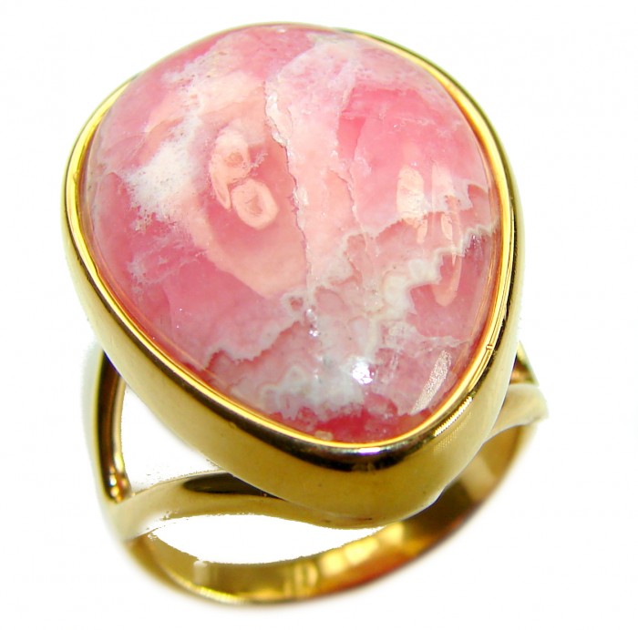 Strawberry Fields - 29.8 CARAT Argentinian Rhodochrosite 18K Gold over .925 Sterling Silver handmade ring size 8 - Close-up of Argentinian Rhodochrosite ring with gold band