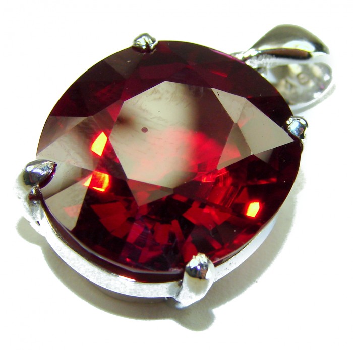 Rose Garden - 20.5 carat Authentic Ruby .925 Sterling Silver handcrafted Pendant - Stone close-up of 20.5 carat ruby in .925 sterling silver setting
