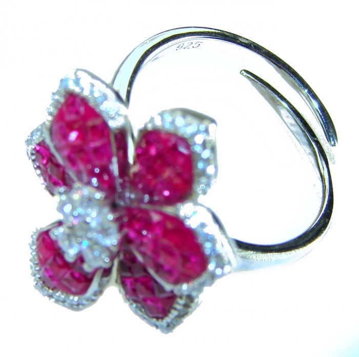 Luxurious Flower 12.5 carat natural Ruby .925 Sterling Silver handcrafted Ring size 7 - Close-up of luxurious ruby flower ring in .925 sterling silver.