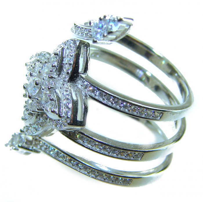 Allure Natural 11.2 carat White Topaz .925 Sterling Silver handcrafted Ring s. 7 - Side view of Allure Natural 11.2 carat White Topaz Sterling Silver ring
