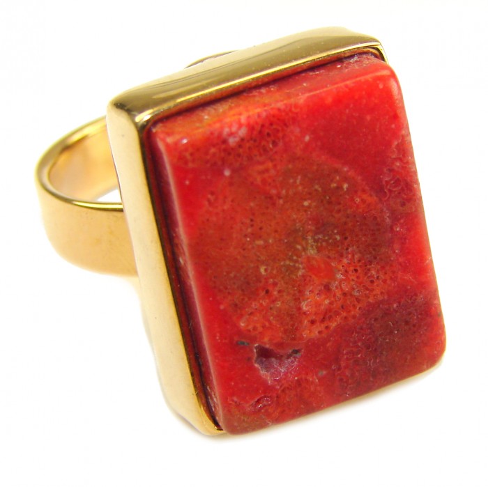 Bochic Style Natural Fossilized Coral .925 Sterling Silver handmade ring s. 7 1/4 - Fossilized coral ring close-up on gold setting
