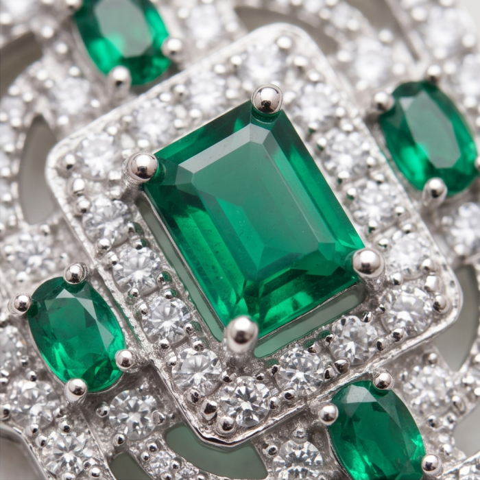 Art Deco - 8.8 carat Colombian Emerald .925 Sterling Silver handmade Statement Earrings - Emerald stone close-up on sterling silver jewelry with diamonds.