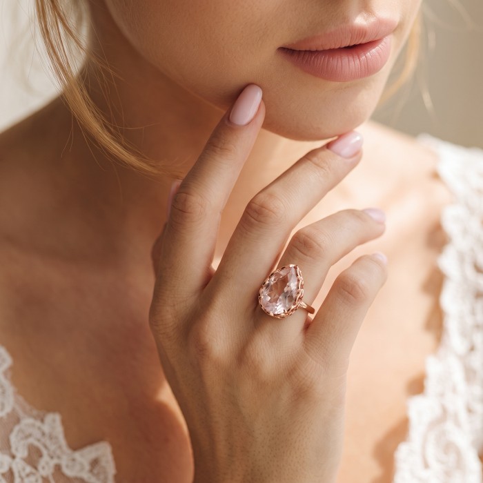 Top quality 22.2 carat Brazilian Rose Quartz .925 Sterling Silver dipped in 18K Rose Gold Handcrafted Ring size 8 - Rose Quartz ring close-up, worn on hand, showcasing 22.2 carat gem.