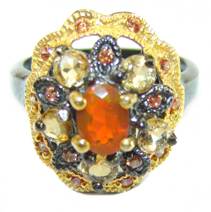 Queen of Fire best quality 2.8carat Mexican Opal 18K Gold black rhodium over .925 Sterling Silver handmade ring 7 1/4 - Close-up of Queen of Fire ring with Mexican Opal and 18K gold detailing