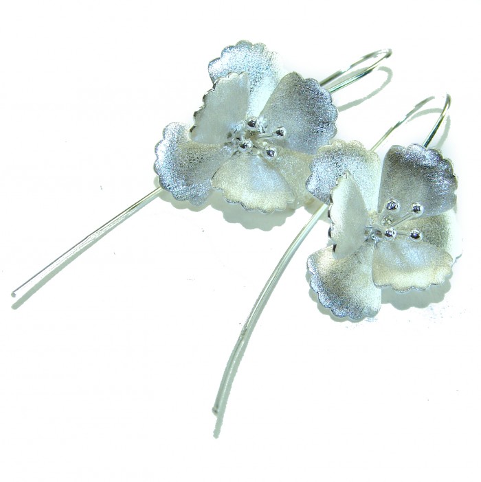 Silver Flowers Italy made .925 Sterling Silver Earrings - Silver flower earrings, side view, .925 sterling silver, Italy made.
