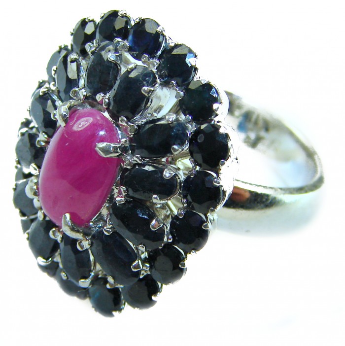Bella Rosa Genuine 18.8 CARAT Ruby Sapphire .925 Sterling Silver Large Statement Ring size 6 - Close-up of Bella Rosa 18.8 carat ruby sapphire sterling silver ring
