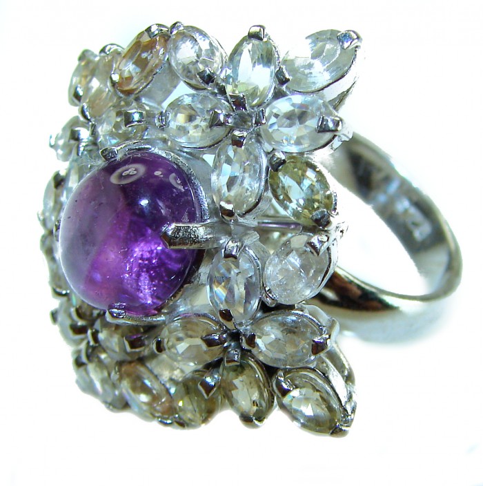 Magic Odyssey 27.5 carat authentic Amethyst .925 Silver handcrafted Statement Ring s. 8 - Close-up of Magic Odyssey Amethyst ring with crystal floral design