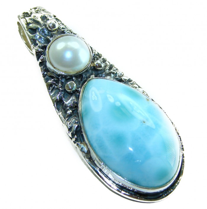 Natural Larimar Pearl oxidized .925 Sterling Silver handcrafted pendant - Close-up of Larimar and pearl pendant in oxidized silver.
