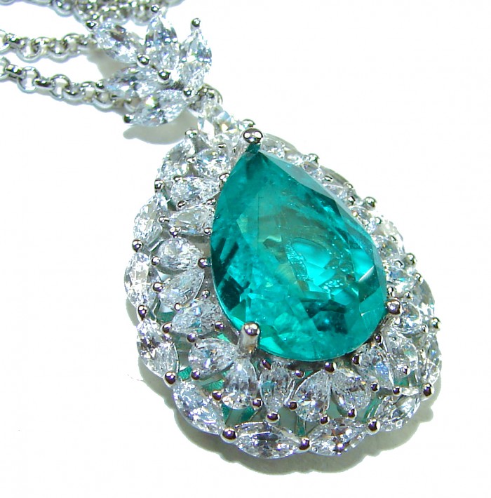 Brazilian's Briliance - Pear cut 14.5 carat Aquamarine .925 Sterling Silver handcrafted necklace - Aquamarine stone close-up with diamond accents, silver chain detail