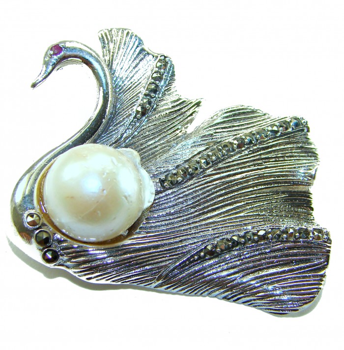 Perfect Swan Pearl Ruby .925 Sterling Silver handmade Pendant Brooch - Swan pendant with pearl and ruby, detailed front view.