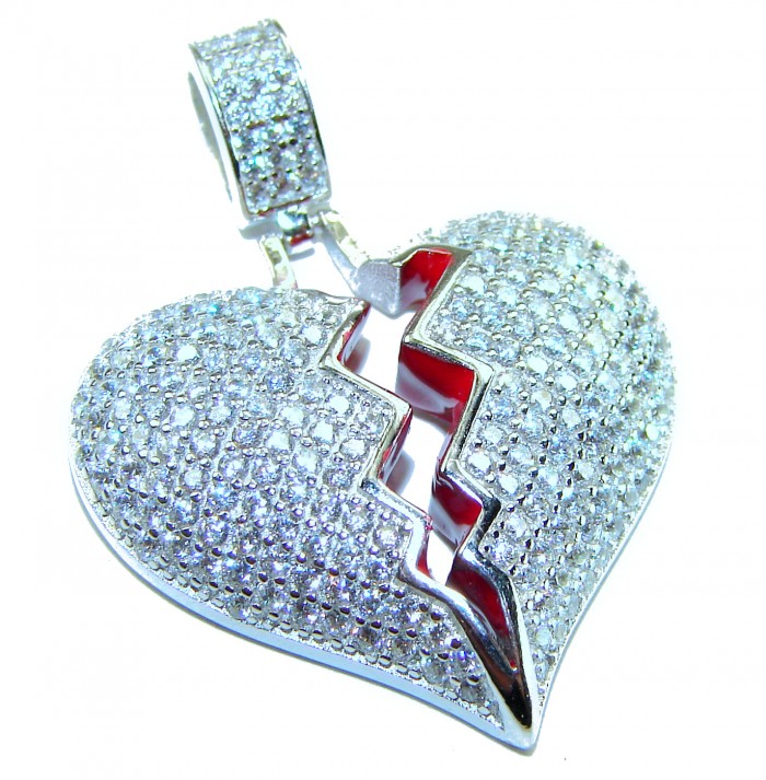 Broken Heart Luxurious 12.4 carat White Topaz .925 Sterling Silver handcrafted pendant - Broken Heart pendant close-up, white topaz, .925 sterling silver