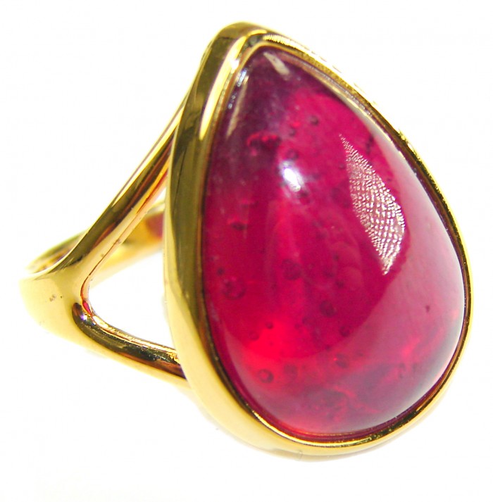 Carmen Natural 28.4 carat Ruby .925 Sterling Silver dipped in 22K Gold handmade Large Statement Ring size 8 - Close-up of Carmen natural ruby ring in gold-tone setting.