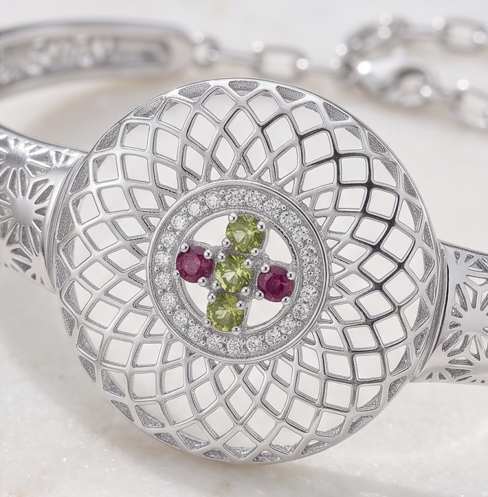 Casablanca - authentic 2.2 carat yellow Tourmaline .925 Sterling Silver Bracelet - Stone close-up of Casablanca bracelet with yellow tourmaline and rubies