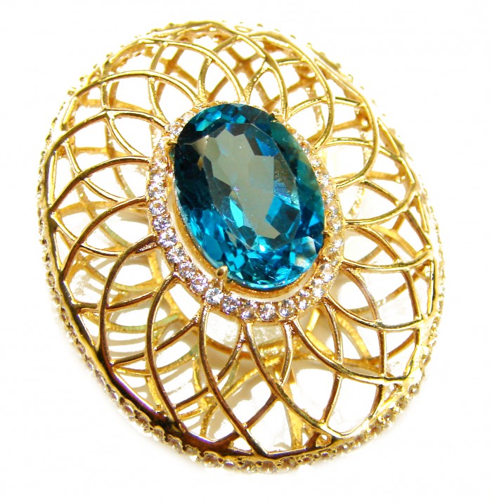 Blue Island - 8.2 carat London Blue Topaz 18K Gold over .925 Sterling Silver handmade Pendant - Blue topaz ring in gold lattice setting, top view, product: Blue Island
