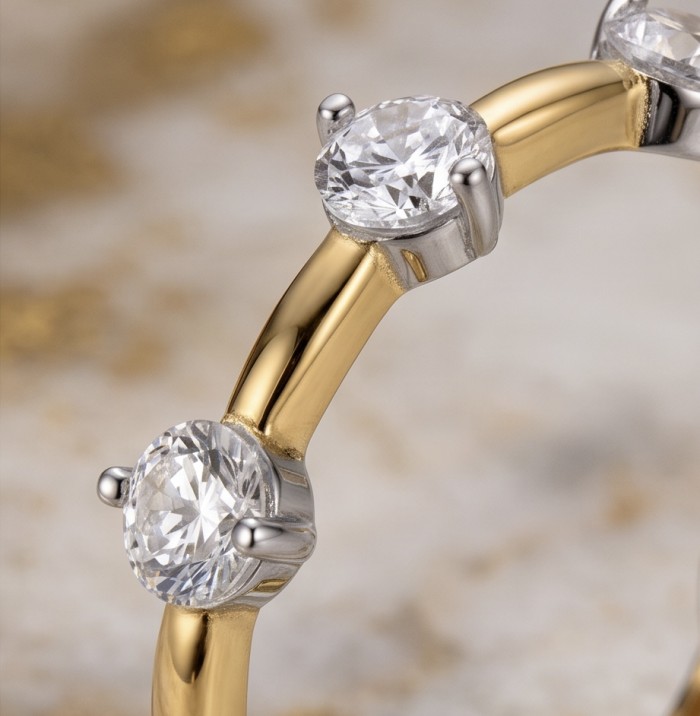 Perfection Natural 4.5 carat White Topaz 18K Gold over .925 Sterling Silver Women ring size 9 - Close-up of white topaz stones in 18K gold setting.