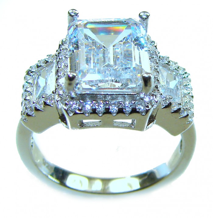 6.8 carat White Topaz .925 Sterling Silver brilliantly handcrafted ring s. 6 - White topaz ring, close-up view, highlighting stones and setting details.